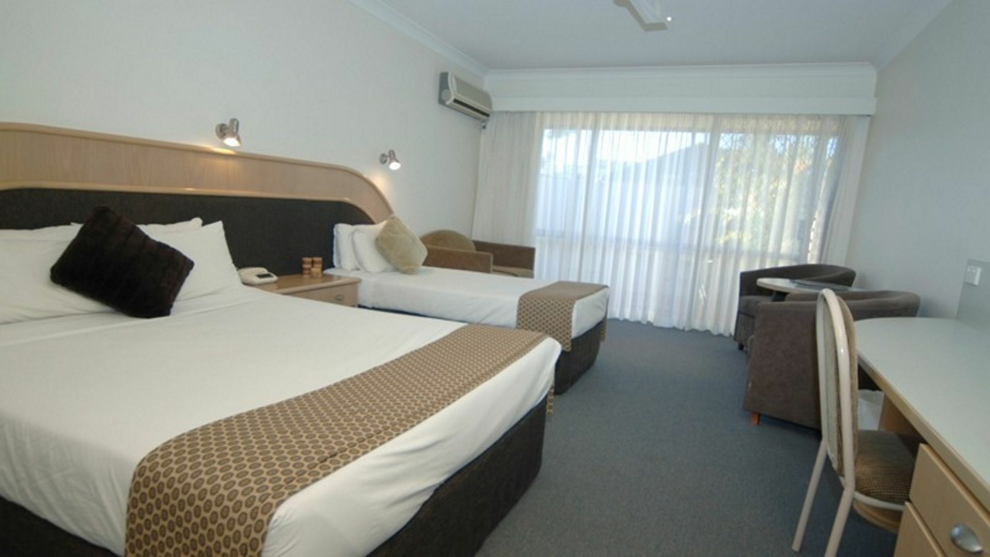 Macquarie Barracks Motor Inn Port Macquarie Bilik gambar